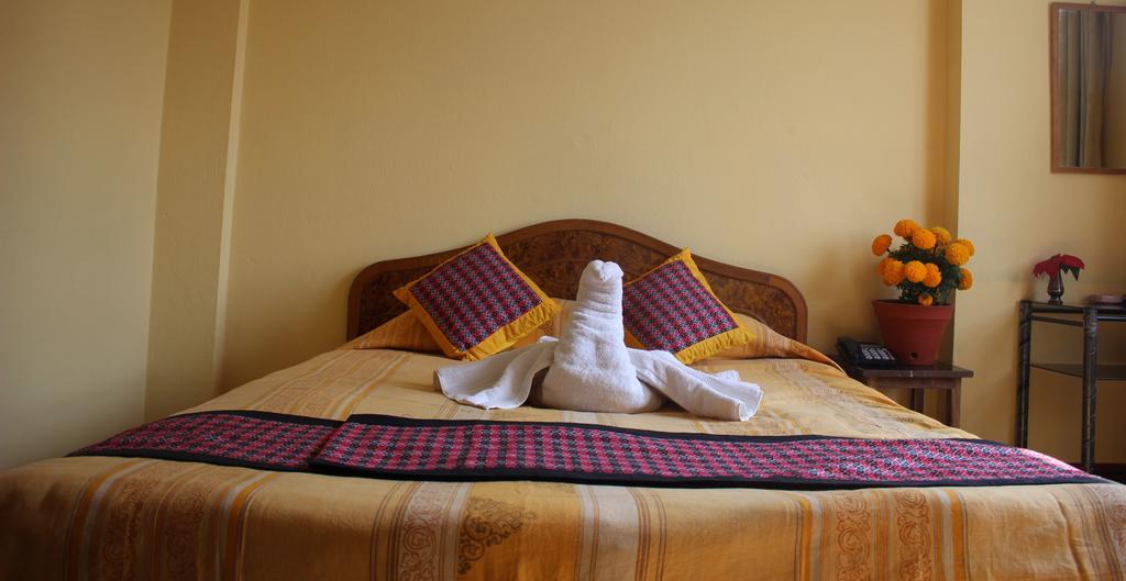 Simrika Homes Bed And Breakfast Catmandu Exterior foto